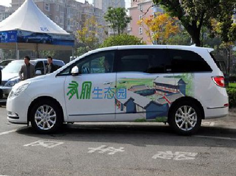 许昌户外车贴喷绘如何保持效果?